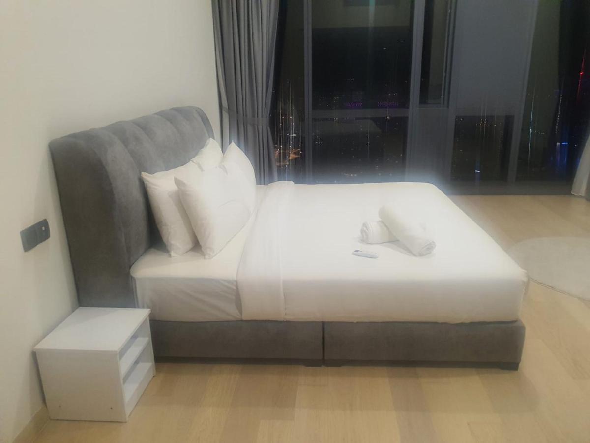 Klcc Beyond Hospitality Suites Star Kuala Lumpur Bagian luar foto