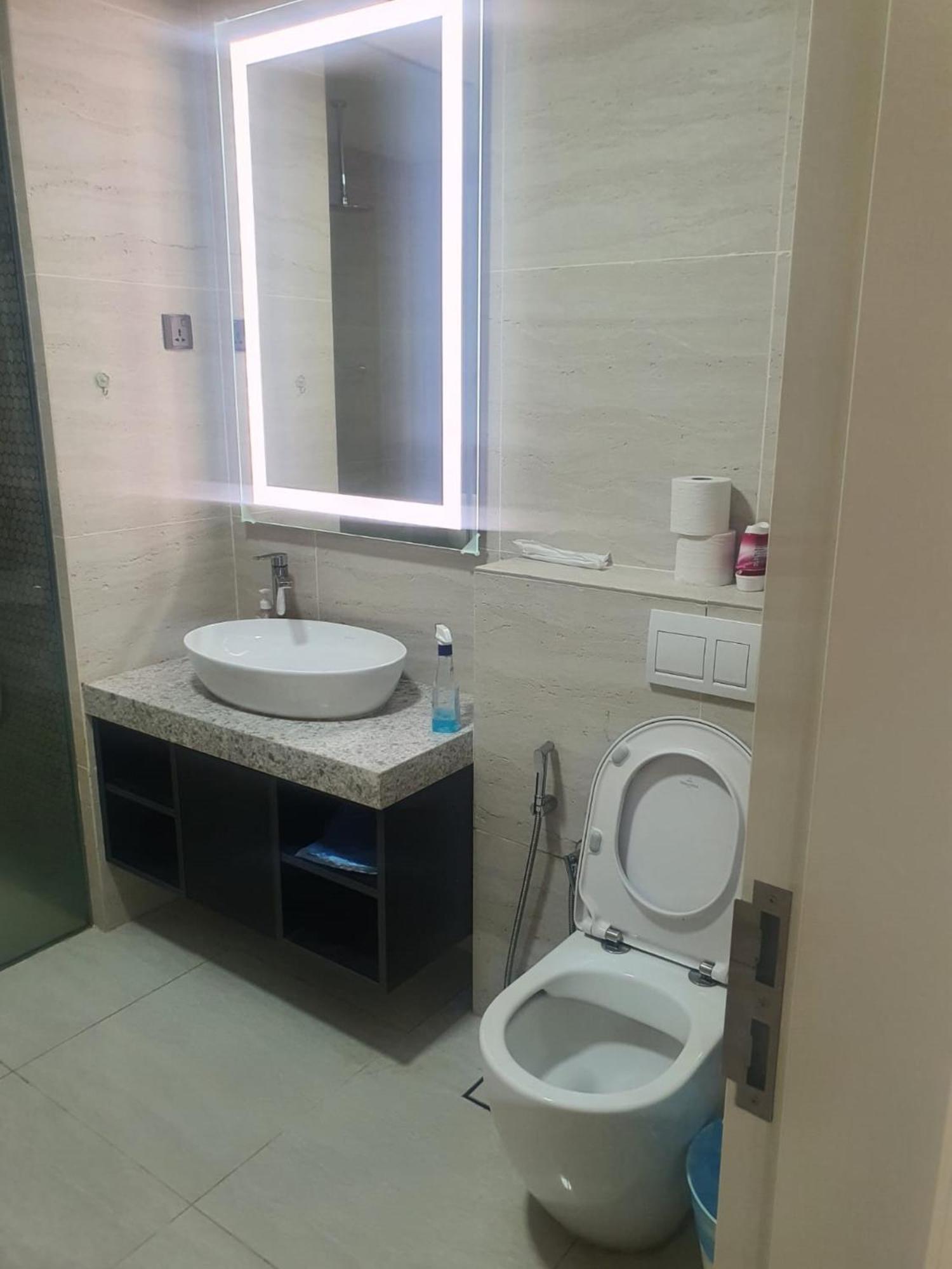 Klcc Beyond Hospitality Suites Star Kuala Lumpur Bagian luar foto